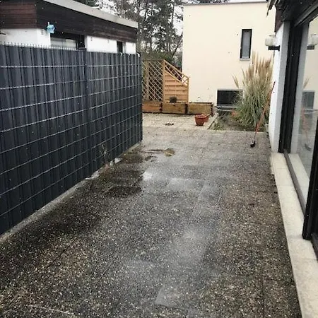 Garden Living Apartment *